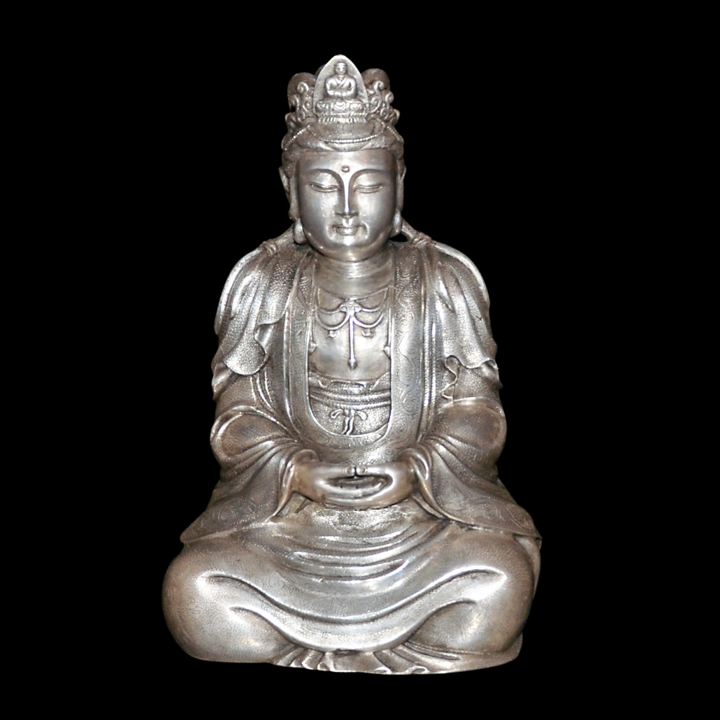 Lot 137 – a silver figure of a Shakyamuni Buddha seated in dhyanasana, of the Ming Dynasty. Estimate: $30,000-$50,000. Gianguan Auctions image